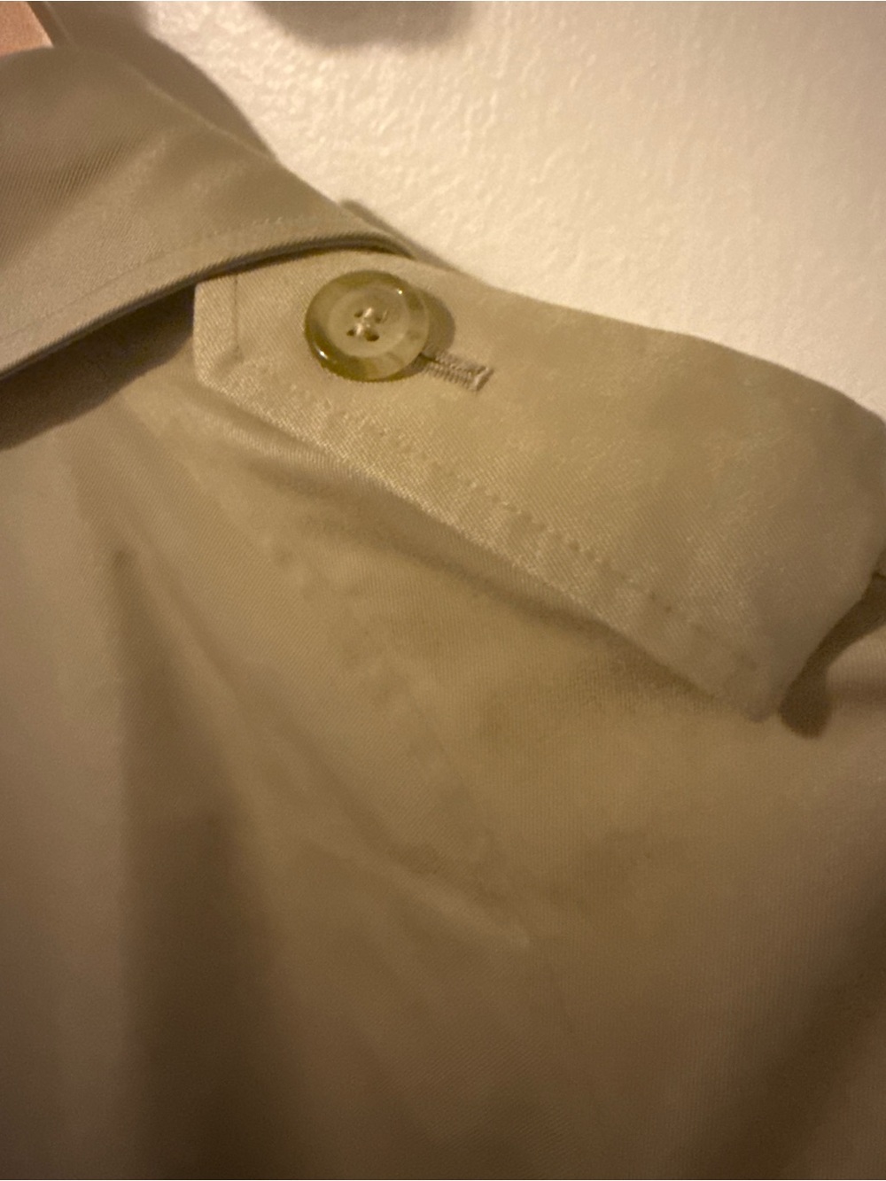 Burberry Beige Trench Coat with Classic Check Lining - Picture 11 of 12